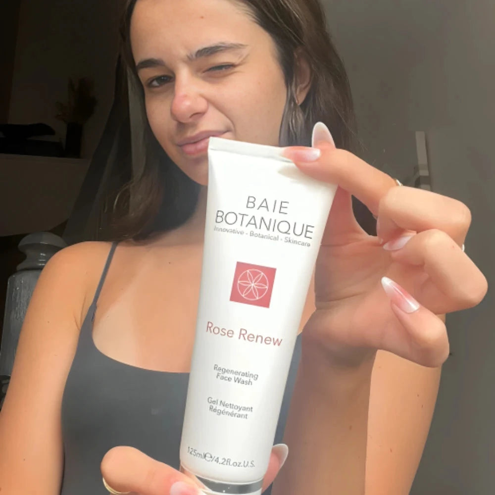Rose Renew Face Wash 4.2 fl.oz Face Wash Baie Botanique USA | Organic and Vegan Skincare 